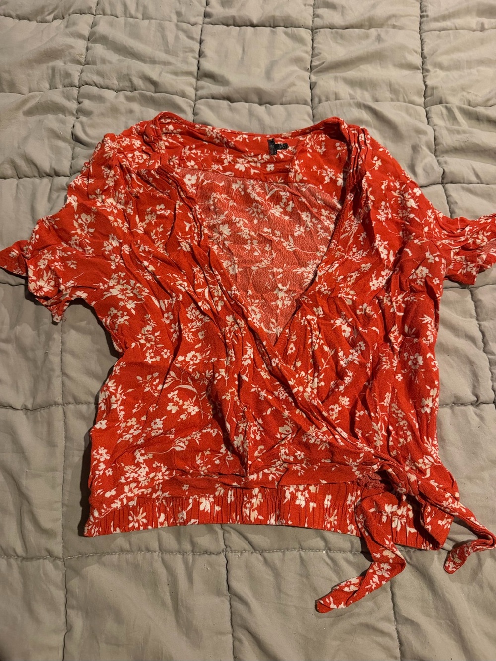 Floral Wrap Short Sleeve Top in Red
